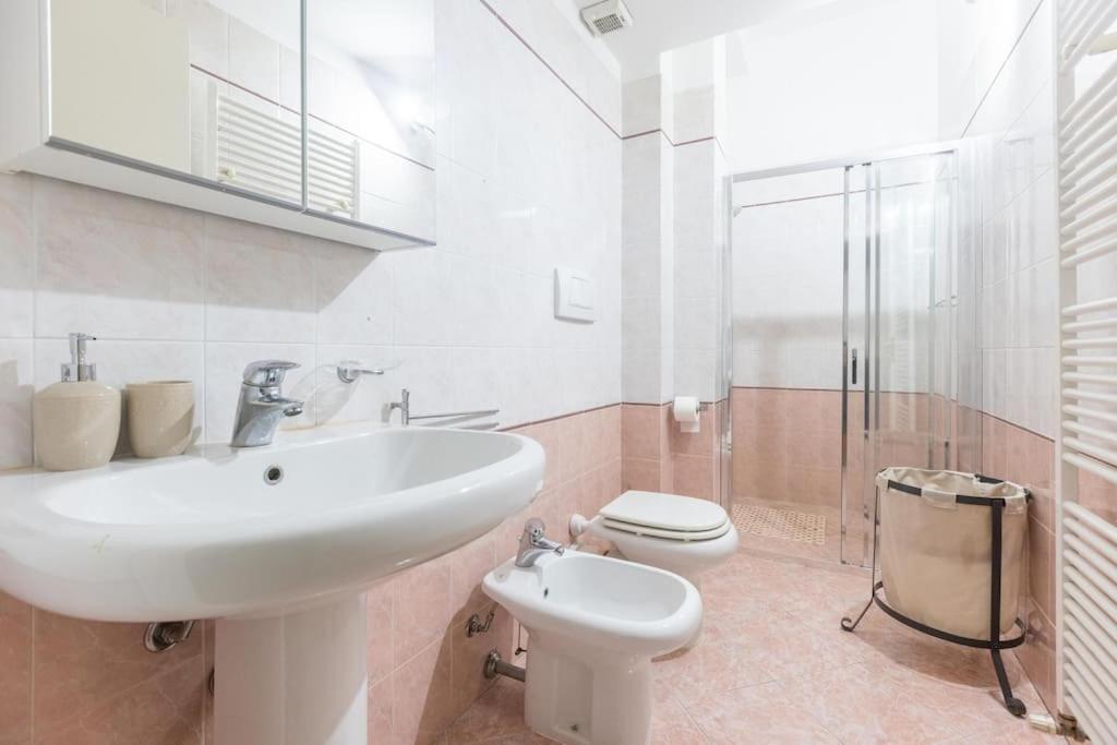 Tiarini 14 Apartamento Bolonha Exterior foto
